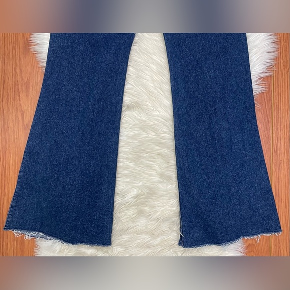 Abercrombie & Fitch The Flare Ultra High Rise Denim Blue Jeans Raw Hem Sz 32/14 - Picture 5 of 8